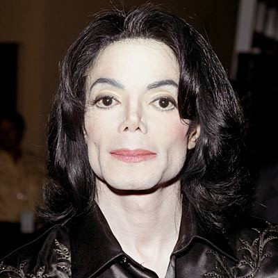 Michael Jackson crede ca puiul fara piele e organic