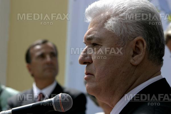 Peste 80% dintre moldoveni vor sa-si paraseasca tara