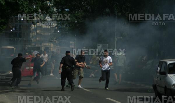 Budapesta: confruntari violente intre politisti si extremistii de dreapta