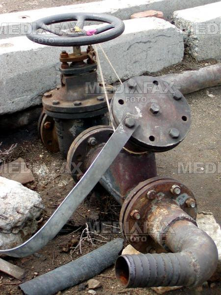 A dat spargerea la conducta! Nu s-a incurcat, a furat o tona de titei