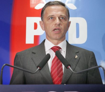 Geoana : Majorarea salariilor si pensiilor demnitarilor trebuie amanata