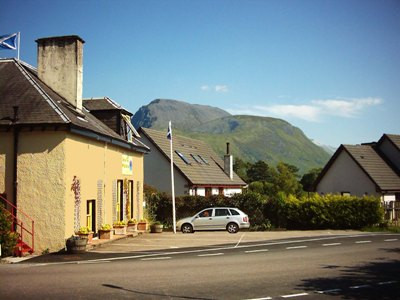 Unora le plac hostel-urile