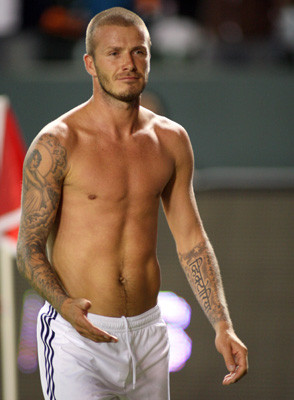 Ce-i lipsea lui Beckham? Un avion, bineinteles!