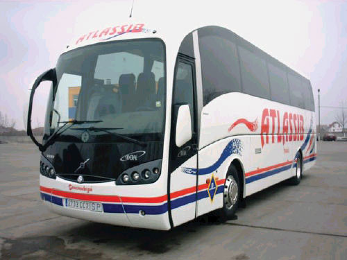 Autocar romanesc implicat intr-un accident grav in Italia. O femeie a murit