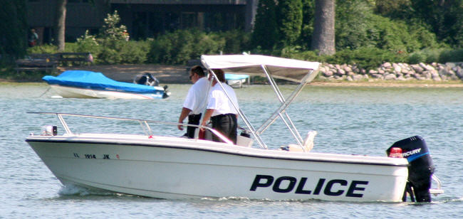 Trei oameni au murit in Portugalia, dupa ce doua barci s-au ciocnit