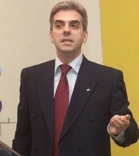 Oferta de alegeri parlamentare 2012. Cine are curajul sa candideze pentru colegiile din Bucuresti