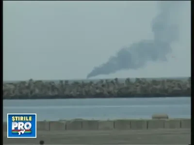 Iaht in flacari la cateva mile de Portul Constanta!