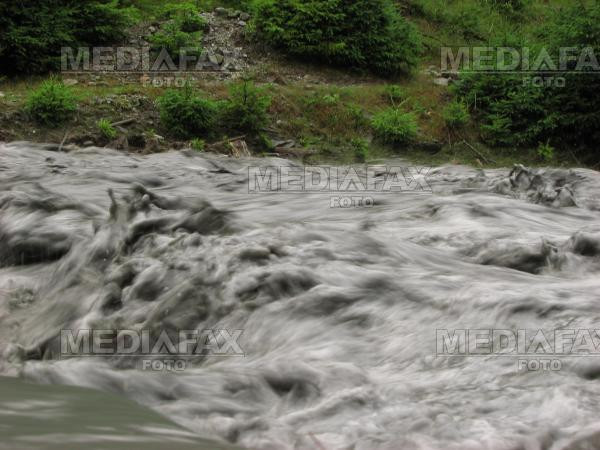 Timis: un barbat s-a inecat in timp ce era la pescuit