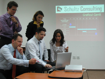 Atentie barbati! Urmeaza ofensiva femeilor manager!