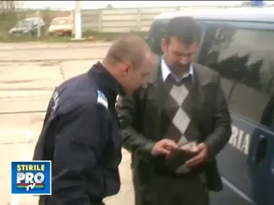 Comert ilegal in parcarile hipermarketurilor din Sibiu