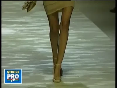 Rochiile vaporoase si culorile pastel, vedetele de la Milano