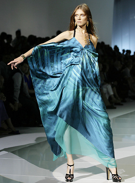 De la Cavalli vine primavara! Transparenta!