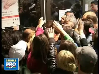 Haos la Serviciul de Inmatriculari si Permise din Pitesti!