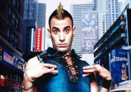 Borat, alias Bruno, a dat peste cap prezentarile de moda de la Milano