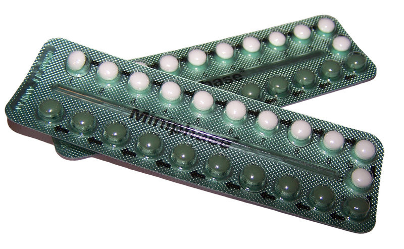 Contraceptive gratuite pentru elevi si studenti