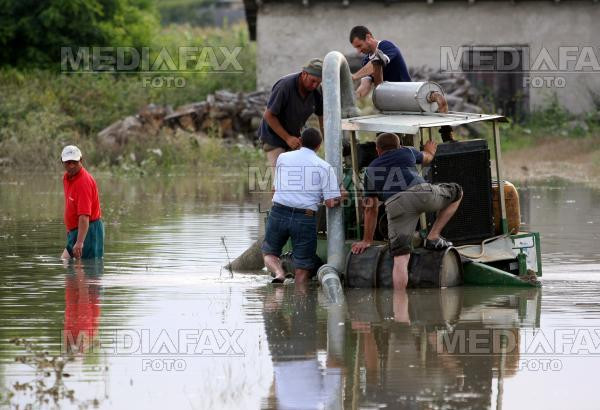 Autoritatile romane au uitat de sinistratii din Tecuci