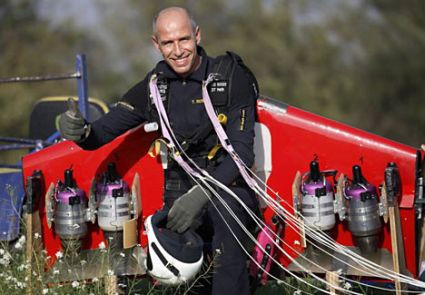 A traversat Canalul Manecii cu aripi!