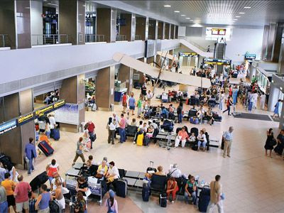 Alerta pe aeroporturile Bucurestiului! Masuri anti-teroriste suplimentare