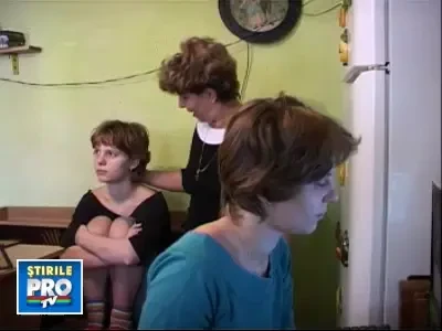 Tinerete distrusa de o boala nemiloasa pentru doua gemene din Braila