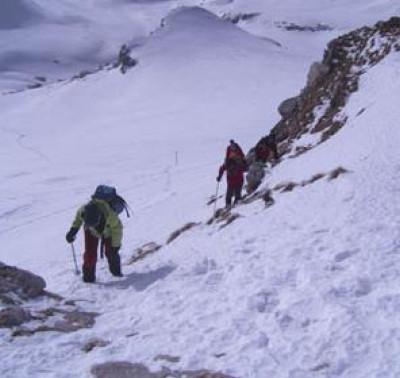 Cei doi turisti disparuti nu au fost gasiti nici cu ajutorul specialistilor