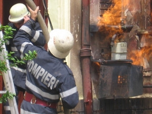 Noapte de foc in Bucuresti! Incendii violente in Capitala