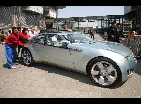 Masinile electrice, alternativa la scumpirile de carburanti