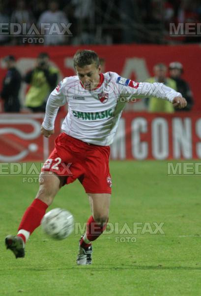 Goian si-a aratat organele genitale pe Internet