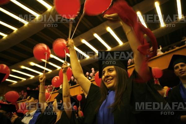 Lipsa banilor, problema arzatoare a tinerilor romani