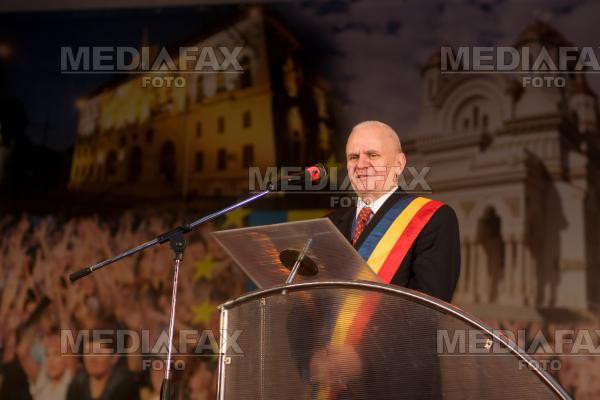 Primarul Galatiului, zgarcit cu educatia