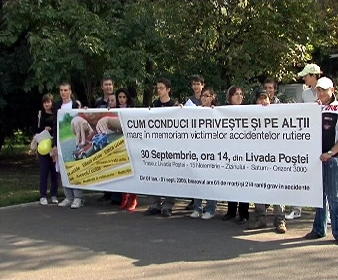 Mars in memoria victimelor accidentelor rutiere
