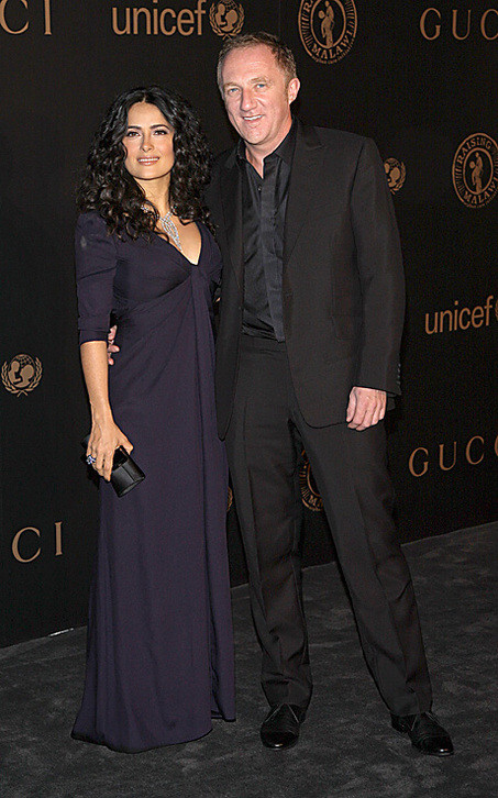 Salma Hayek si Linda Evanghelista si-au conceput copiii in aceeasi perioada si cu acelasi barbat