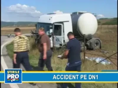 Soferul unei cisterne, mort intr-un accident produs langa Campina