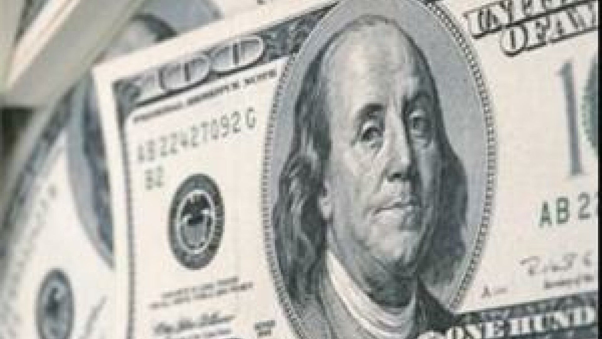 Dolarul pierde teren in fata euro