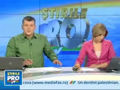 Vivienne Westwood ne imbraca cu fata de masa