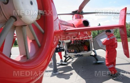 Arges: un barbat si-a rupt coloana, dupa ce a cazut din caruta