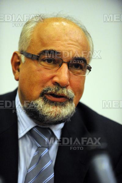 Functionarii publici ameninta cu greva generala!