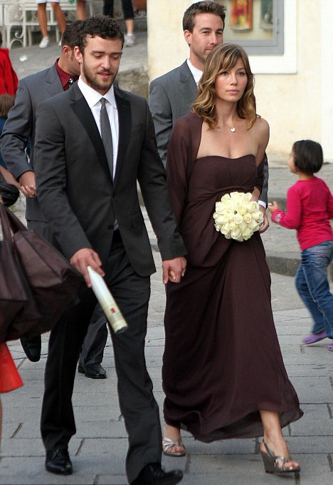 Justin Timberlake si Jessica Biel au pasit spre altar!