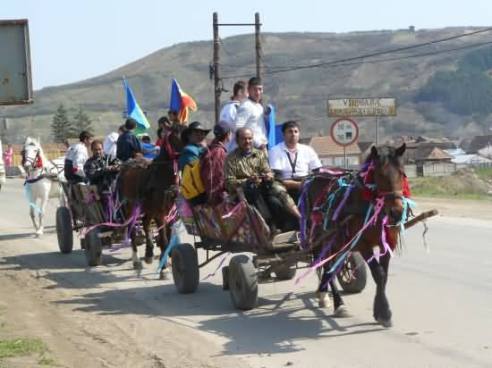 Bataie cu pumni si pietre intre doua clanuri de rromi la Sintesti