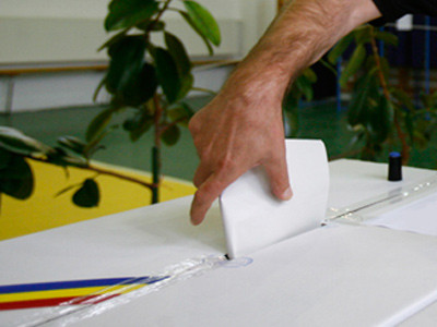 Vezi aici cum voteaza la parlamentare romanii din strainatate