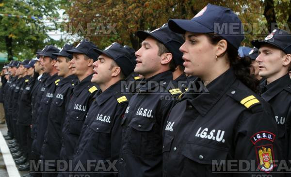 Ploiesti: au depus juramantul la scoala de pompieri de la Boldesti