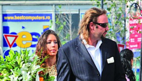 Nunta secreta: fata lui Dichiseanu cu un grec!