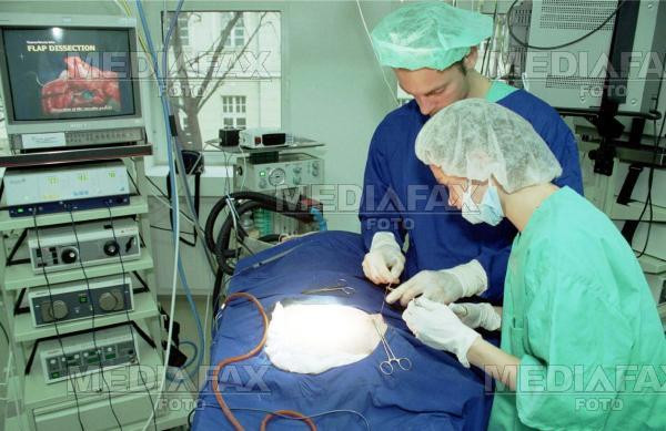 Ata chirurgicala importata din China si in Spitalul Judetean din Sibiu