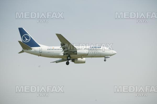 Vremea rea afecteaza traficul aerian! Avion intors din drum din cauza ploii