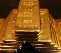 Investitorii cumpara aur pentru a se proteja impotriva crizei economice