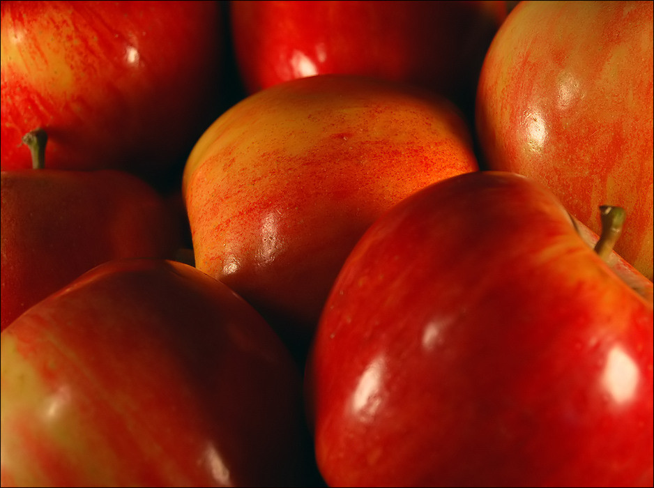 Secretul tineretii pentru regina Elisabeta: sucul de mere