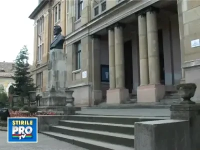 Profesorii mureseni raman fara salarii si pe luna noiembrie