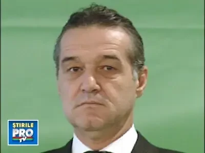 Spectacol la desemnarea candidatilor PNG