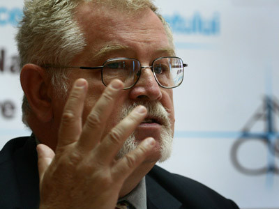 Basescu catre Anton: Sper sa fiti ultimul ministru al Educatiei!