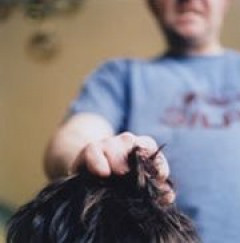 Educatie cu pumnul! Un profesor a batut un elev pana l-a umplut de sange!