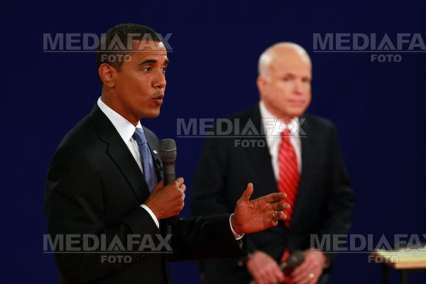 Obama si McCain "profita" de criza financiara pentru a atrage electoratul